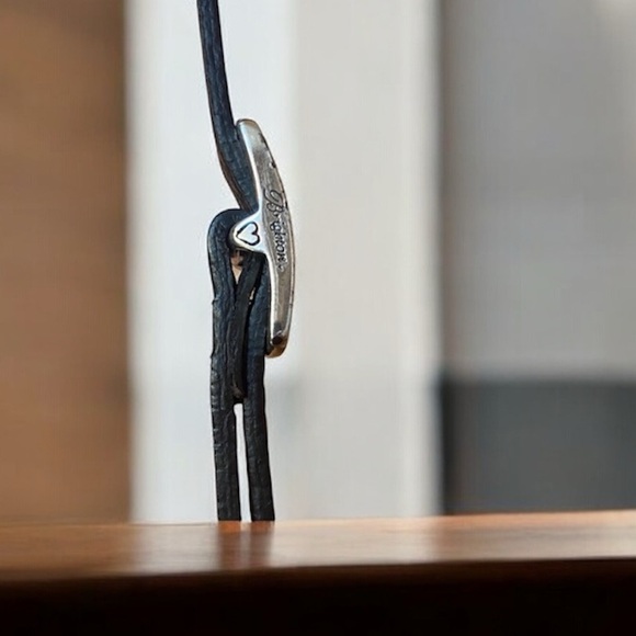 Brighton Tom Clancy Fashionista Patent Leather Crossbody or Shoulder Bag EUC - Picture 2 of 10